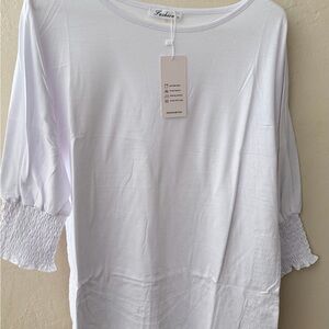 Women’s White Fashion Blouse Long Sleeved Ruffles at Bottom of Sleeves Sz M